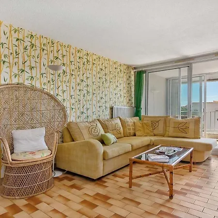 La Colinne -113- 3 Pers Apartment